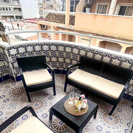 La Loma 2br Penthouse